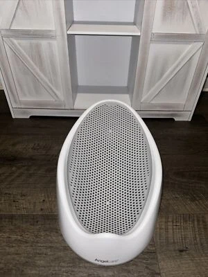 Soporte de baño para bebés Angelcare (blanco y gris) bebés menores de 6 meses Foto 1 de 2
