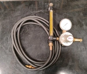 Miller Smith 32-30-580 Flowmeter Regulator Series 30 With 10ft. Heavy Duty Hose - Picture 1 of 12