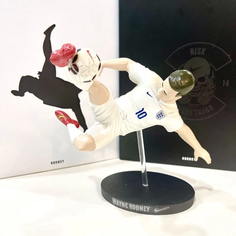 Nike World Cup 2014 Risk Everything Action Figure Wayne Rooney Cover