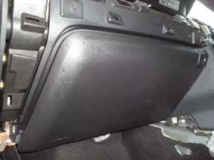2015- 2018 FORD MUSTANG  GLOVE BOX  FORD MUSTANG GLOVE BOX AND KNEE AIRBAG MTMT - Picture 1 of 6