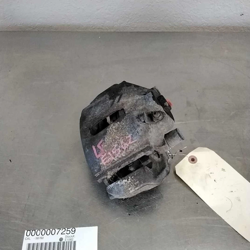 Pinza SAAB 900 & TURBO izquierda 94 95 96 Foto 1 de 1