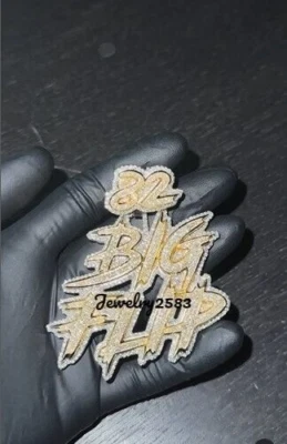 Colgante en capas de plata 925 con letras personalizadas de circonita cúbica Goley Buchel de 3,1 quilates para hombre Foto 1 de 4