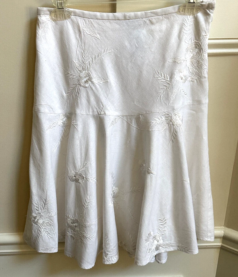 Юбка женская ICE Fit & Flare вышитая с цветочной подкладкой сбоку на молнии белая размер 4 - Изображение 1 из 4