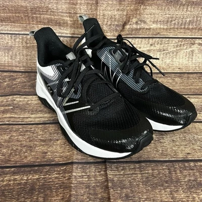 New Balance Sneakers Boys 5 Junior Black White Rave Run v2 Athletic Running Shoe - Image 1 of 4