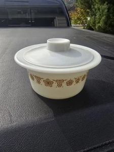 Pyrex Butterfly Gold Medium Butterdose mit Deckel schöne Form Vintage  - Bild 1 von 14