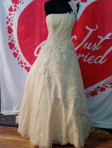 Wedding Dress size 12 ivory silk Hollywood dreams, check measurements D - Picture 1 of 7