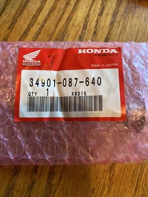 NOS OEM Honda CT200 TL125 MR175 +++ 6V25/25W Qty.1 # 34901-087-640 - Image 1 of 2