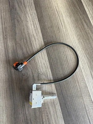 GMC YUKON 2015-2020 FARO OCULTO XENÓN DORMAN ENCENDEDOR CON BOMBILLA D3 Foto 1 de 4