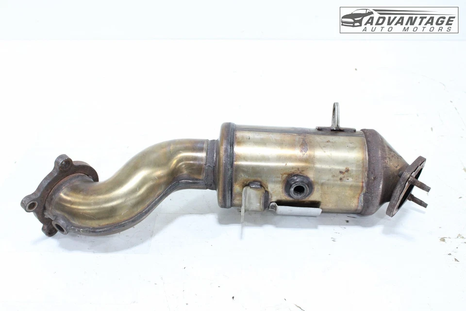 Cadillac CTS 2017-2019 2,0 L escape silenciador cabezal tubo colector 12679573 OEM Foto 1 de 4