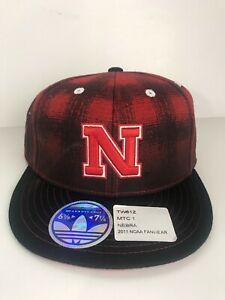 NEW ADIDAS 2011 NCAA Red & Black University of Nebraska Flat Brim Fitted Hat