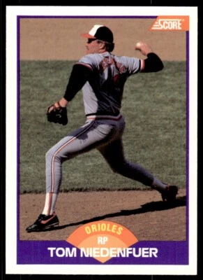 1989 Score Baseball Card Tom Niedenfuer Baltimore Orioles #252 - Image 1 of 2
