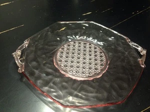 Pink depression glass serving platter - Picture 1 of 3