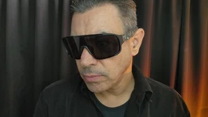 Sunglasses Mens Sports Sunglasses Brand New Free Shipping - Picture 1 of 9