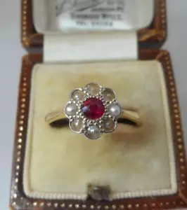 ANTIQUE 18CT GOLD PLATINUM RUBY AND PEARL FLOWERHEAD CLUSTER RING - Picture 1 of 15