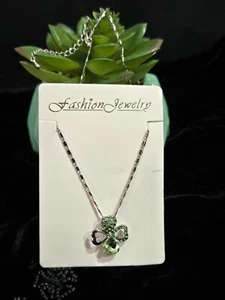 Green & Silver Four Leaf Clover Necklace St. Patrick's adjustable to 20 in - Picture 1 of 4