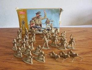 Vintage Airfix 1/32 scale soldaten German Afrika Korps with Box [good condition] - Bild 1 von 3