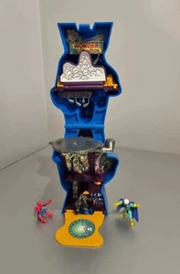 Rare Spider-Man Wonder Studios Mysterio Micro Superstars Playcase 1996 Bluebird - Picture 1 of 10