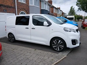 Peugeot Expert 1.6 BlueHDi 6 Seats / crew / kom Van 6dr Diesel Manual MWB Euro 6 - Picture 1 of 13