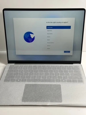 Microsoft Surface Laptop 7 2036 13.8" Snapdragon X 3.4GHz 16GB RAM 256GB SSD - Image 1 of 4