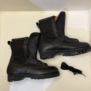 Belleville 700 Boot Waterproof Duty Boot  8 1/2 R Black USA Vibram Gortex - Picture 1 of 10