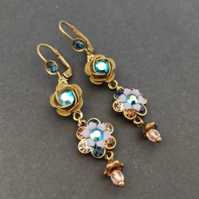 Brincos pendentes longos Michal Negrin cáqui rosa azul marrom cristal iridescente vintage - Imagem 1 de 4
