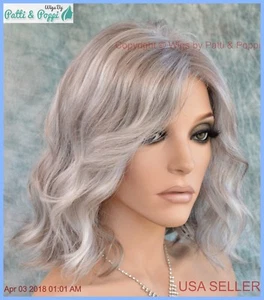 with tags Scarlett Jon Renau Natural Look Smart Lace Wig 56F51 Grey Mix CUTE STY - Picture 1 of 12