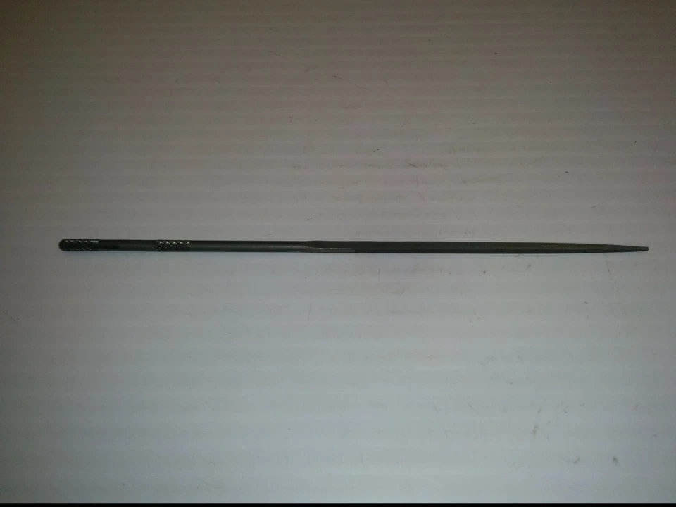 SIMONDS #0 ROUND HANDLE SQUARE FILE, 5-1/2", NNB - Image 1 of 4