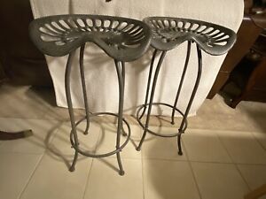 (1) Vintage Tractor Seat Bar Stool - More Details To Come!￼ 2nd Of Two Stools