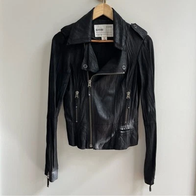 [ever] Chaqueta motociclista italiana piel de cordero cremallera asimétrica negra XS Foto 1 de 4