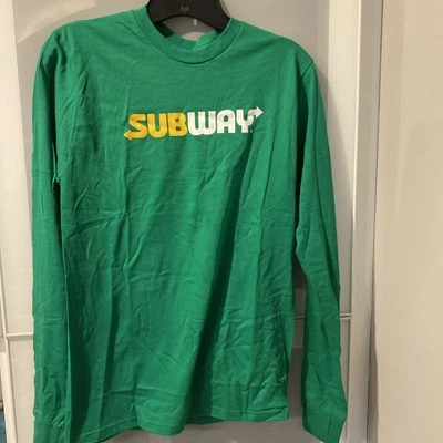 Camiseta Subway Verde Manga Larga PEQUEÑA Restaurante Subs Oficial Unisex Foto 1 de 4