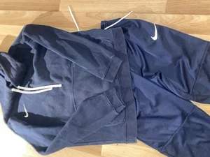 Nike Anzug - Bild 1 von 6