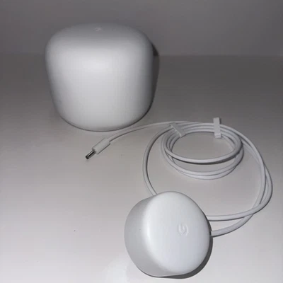 Google H2D White Wireless 14V Mesh WiFi Router System | Tested Great - Image 1 of 4