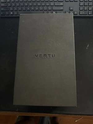 Metavertu 1 из углеродного волокна с Pro 18Ram и 1 ТБ разблокированный - Изображение 1 из 3