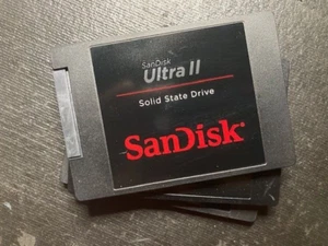 (LOT of 3) SanDisk Ultra II 480GB 2.5" 7 SATA SSD Excellent Health SDSSDHII-480G - Picture 1 of 3