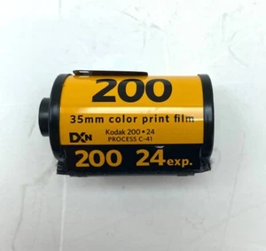 Kodak 200 Color Print Film (35mm Roll Film, 24 Exposures) - Picture 1 of 4