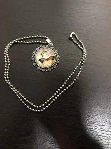 Cute Butterfly Necklace - Picture 1 of 3
