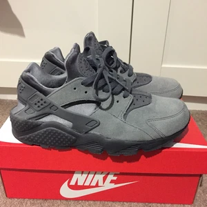 Nike Air Huarache Cool Grey Suede Trainers UK 6.5 Airmax - Picture 1 of 8