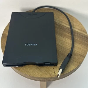 Nice Vintage Toshiba External 3.5" Floppy Disk - USB FDD Kit PA3214U-2FDD - Picture 1 of 4