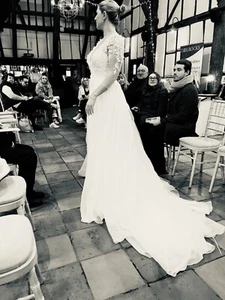 sample Nicole Ayr wedding dress from Milan - Picture 1 of 14