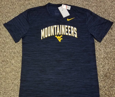 West Virginia Mountaineers adult Large Nike Dri-Fit T-shirt! New with $40 tags! Cover