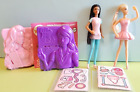 MC DONALD'S Happy Meal Gadget Barbie 2012 Série Complète Avec Cartine- HM02
