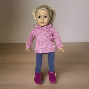 Maglione American Girl Truly Met accogliente occhi azzurri biondo con completo - Foto 1 di 12