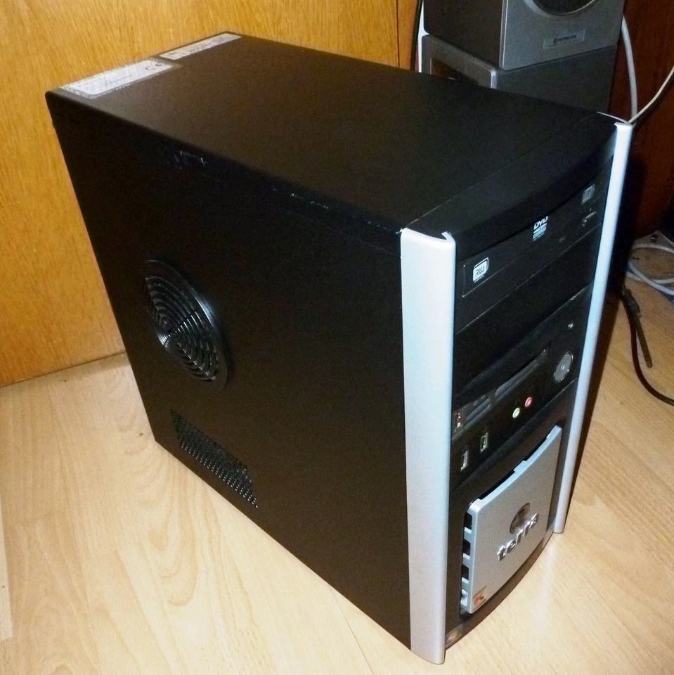 Terra BUSINESS 5100 SILENT (500 GB, Intel Core i3 3. Gen, 3.3 GHz, 4 GB) Win 10 - Bild 1 von 4