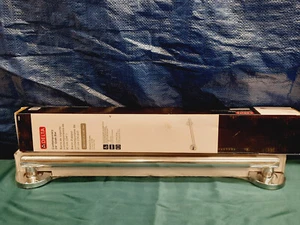 Delta 41824 moderner verdeckter dekorativer Haltegriff mit Schraube Chrom *NEU* - Bild 1 von 4
