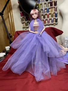 Barbie And Friends Evening Gowns - Picture 1 of 7