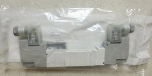 NUOVO SMC SY5540-5DZ Scaffale a elettrogeno B2A - Foto 1 di 3