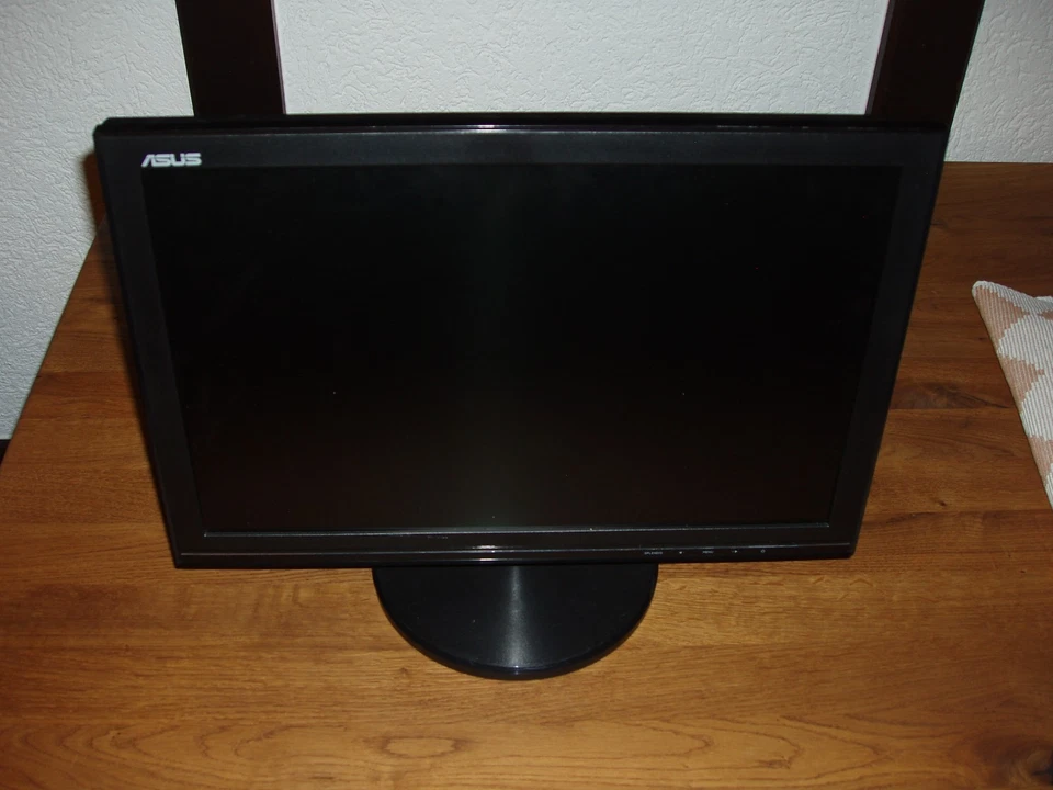 19'' ASUS VW192DR Monitor Bildschirm schwarz - Bild 1 von 1