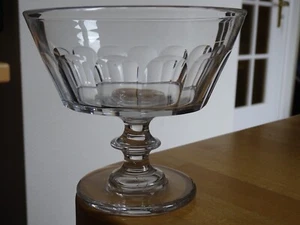 SAINT LOUIS ANCIENNE COUPE DRAGEOIR CRISTAL MODELE CATON COTES PLATES FIN 19 EME - Picture 1 of 8