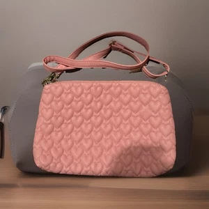 betsy johnson quilted Heart Purse / Crossover Bag - Picture 1 of 3