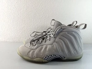 Nike Little Foamposite One Premium GS Wolf Grey Suede 807198-007 Size 6Y - Picture 1 of 10